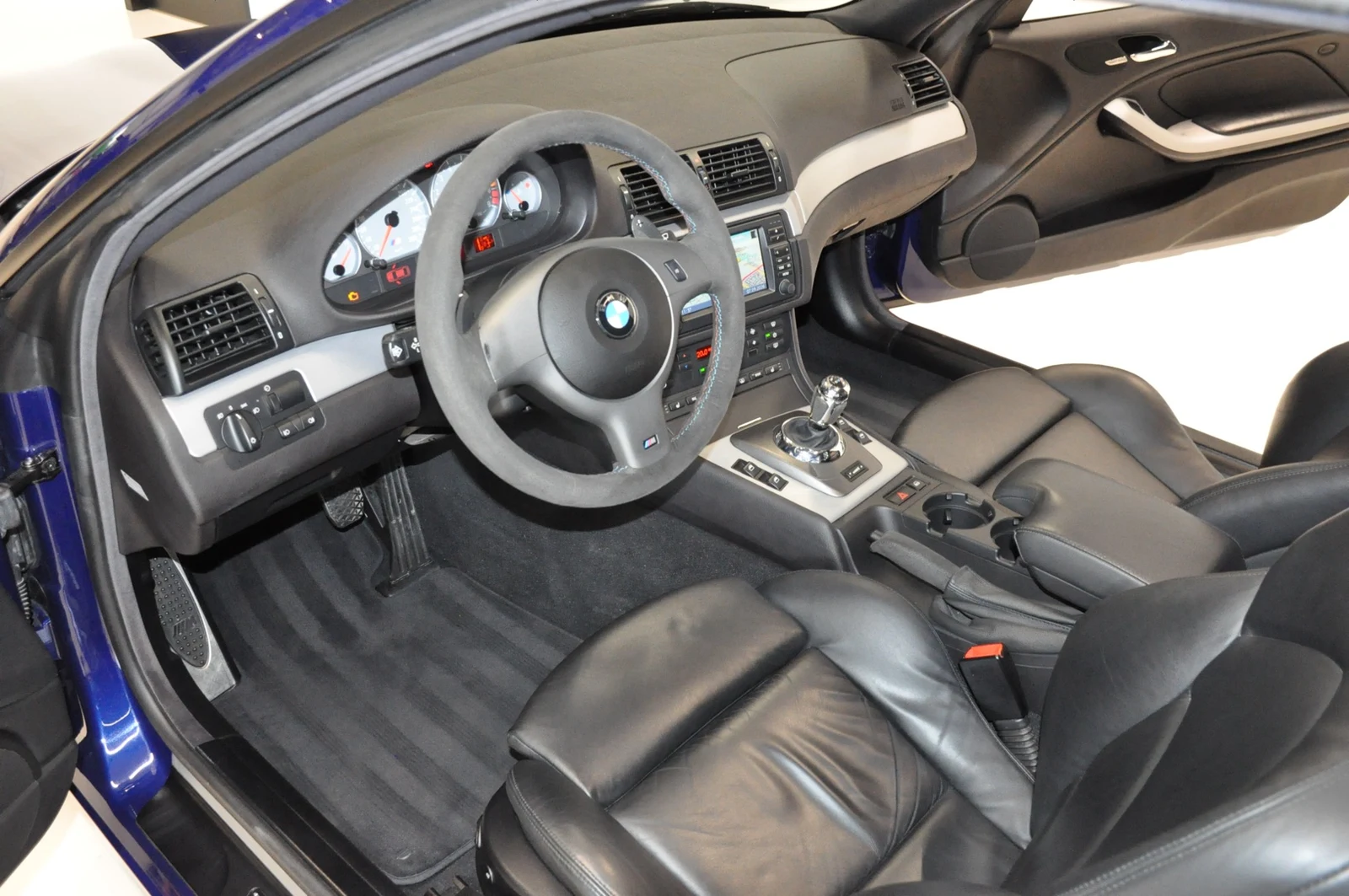 BMW M3 CS (E46), 2/10
