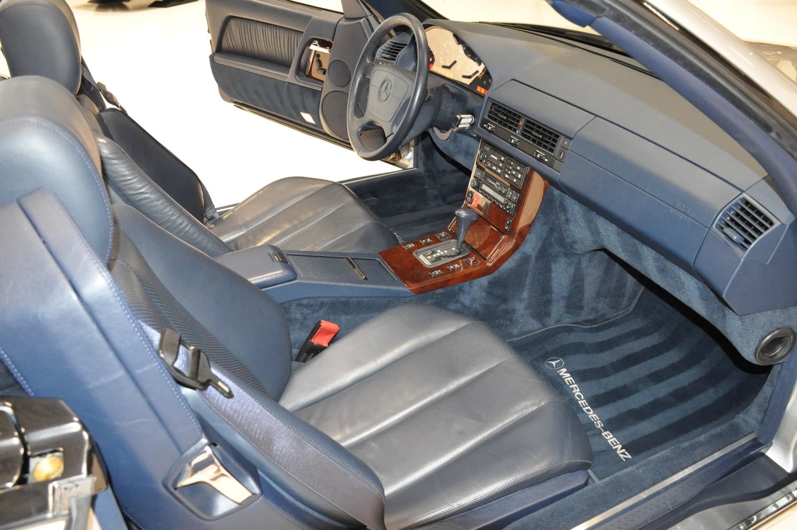 Mercedes-Benz SL 280 (R129), 6/10