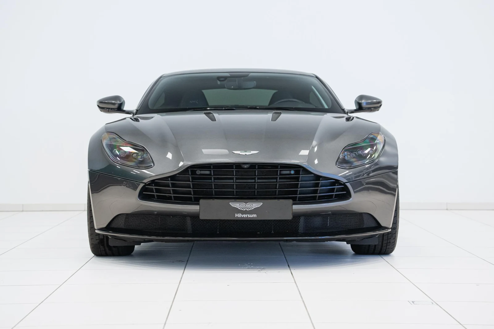 Aston Martin DB11 AMR, 3/10