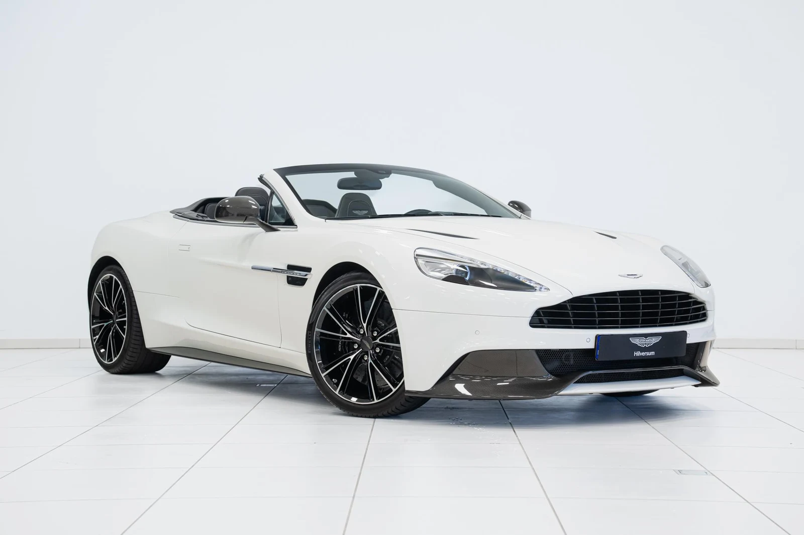 Kroymans photograph of Aston Martin Vanquish Volante