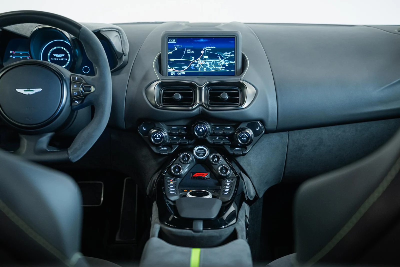 Aston Martin Vantage F1 Edition, 9/10