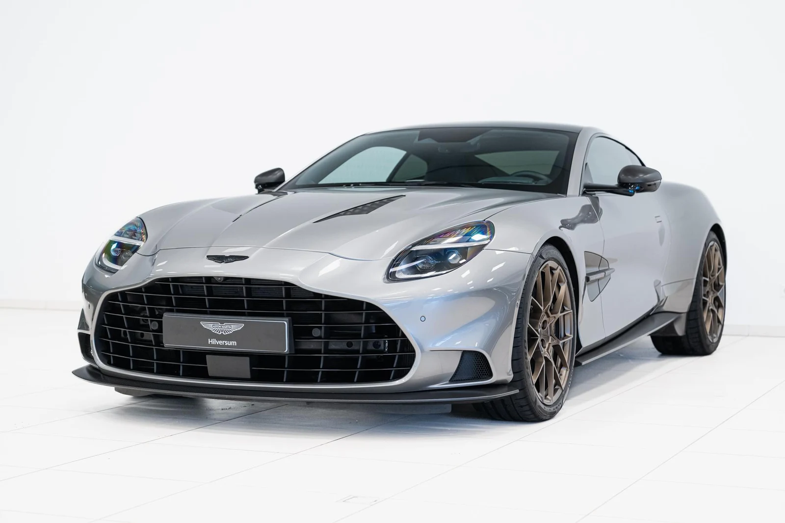 Aston Martin Vanquish, 7/10