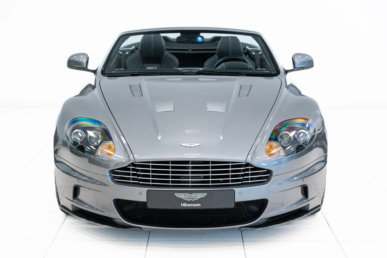Aston Martin DBS Volante, 9/10