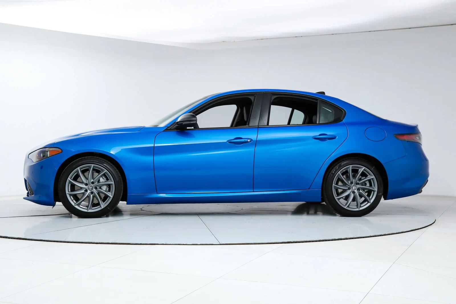 2026 Alfa Romeo Giulia Sprint (952), 2/24