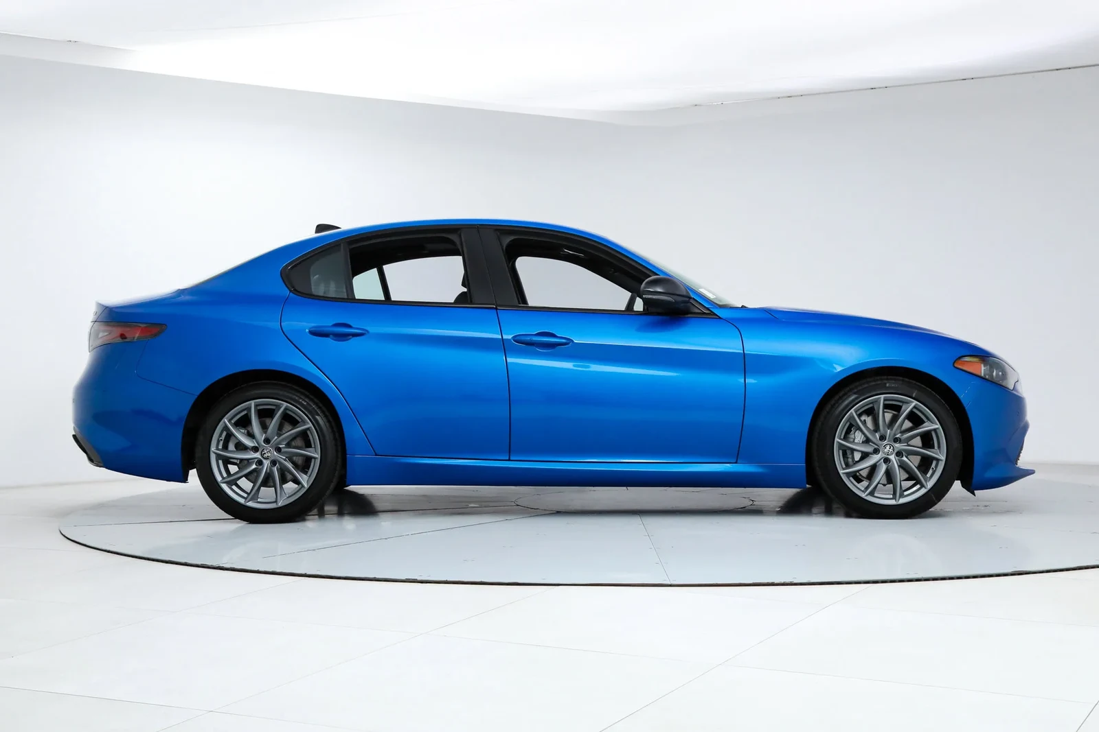 2026 Alfa Romeo Giulia Sprint (952), 6/24