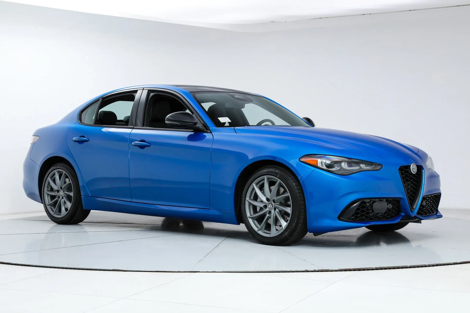 2026 Alfa Romeo Giulia Sprint (952), 7/24