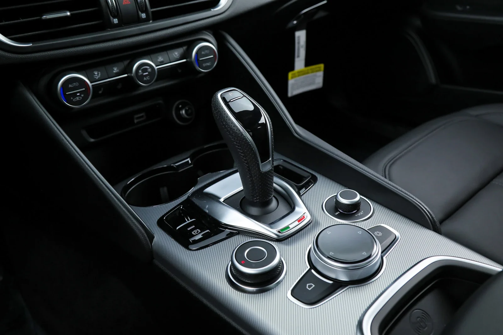 2026 Alfa Romeo Giulia Sprint (952), 22/24