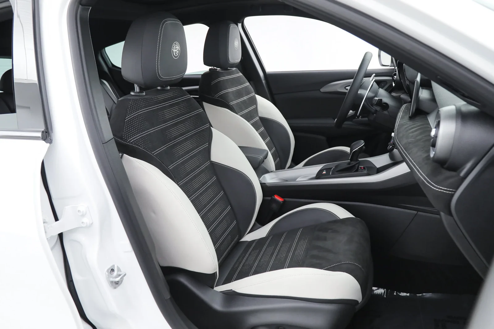 2026 Alfa Romeo Tonale Sport Speciale (965), 12/23