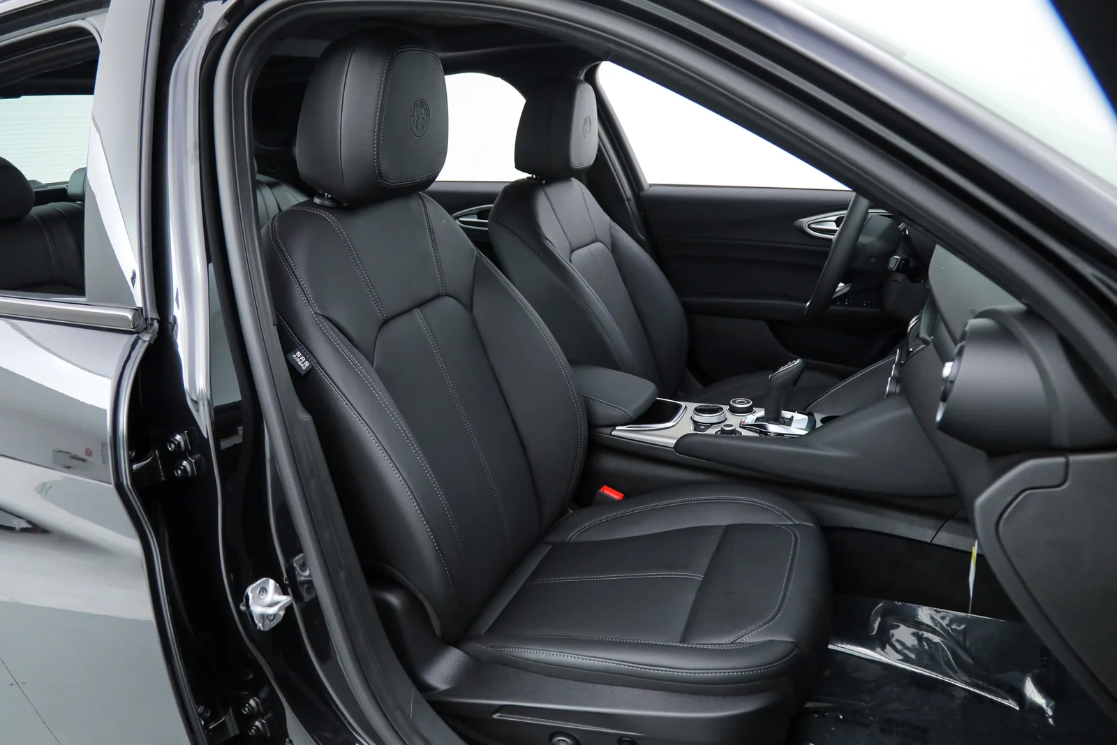 2026 Alfa Romeo Giulia Sprint (952), 13/23