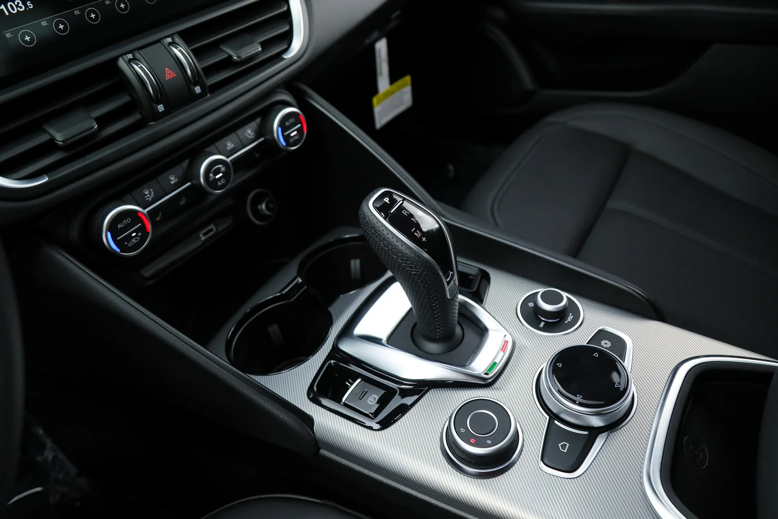 2026 Alfa Romeo Giulia Sprint (952), 21/23