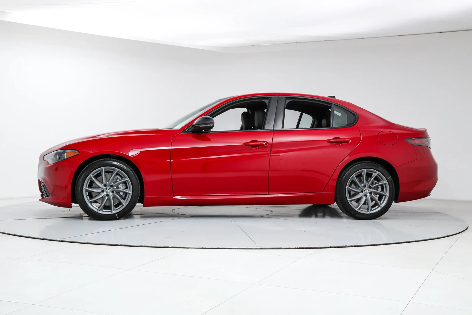 2026 Alfa Romeo Giulia Sprint (952), 2/22