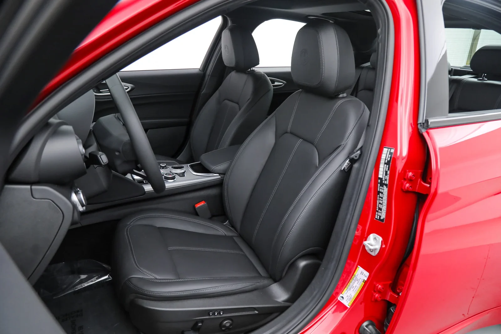 2026 Alfa Romeo Giulia Sprint (952), 19/22