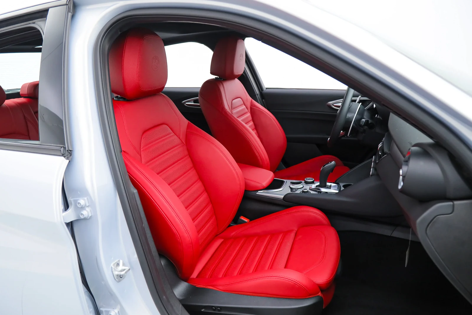 2026 Alfa Romeo Giulia Veloce (952), 11/21