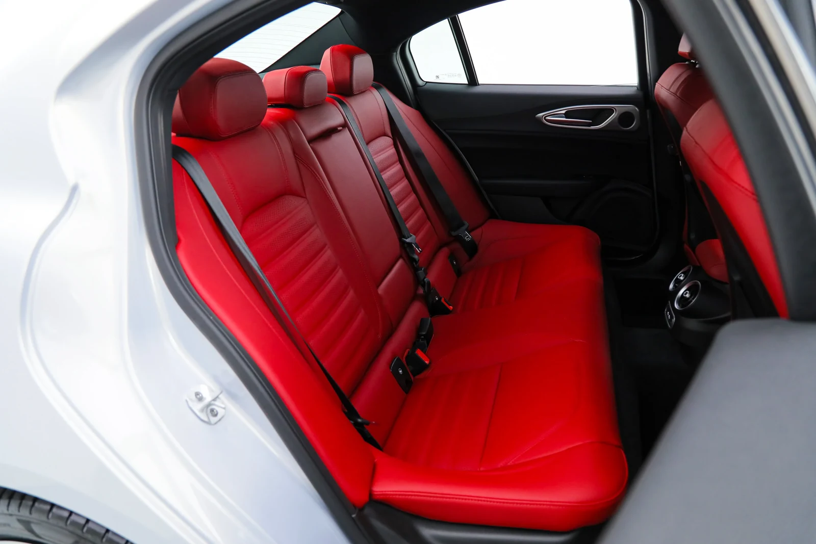 2026 Alfa Romeo Giulia Veloce (952), 13/21