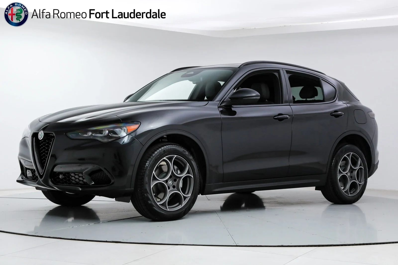 Alfa Romeo Stelvio Sprint (949) | Alfa Romeo of Fort Lauderdale