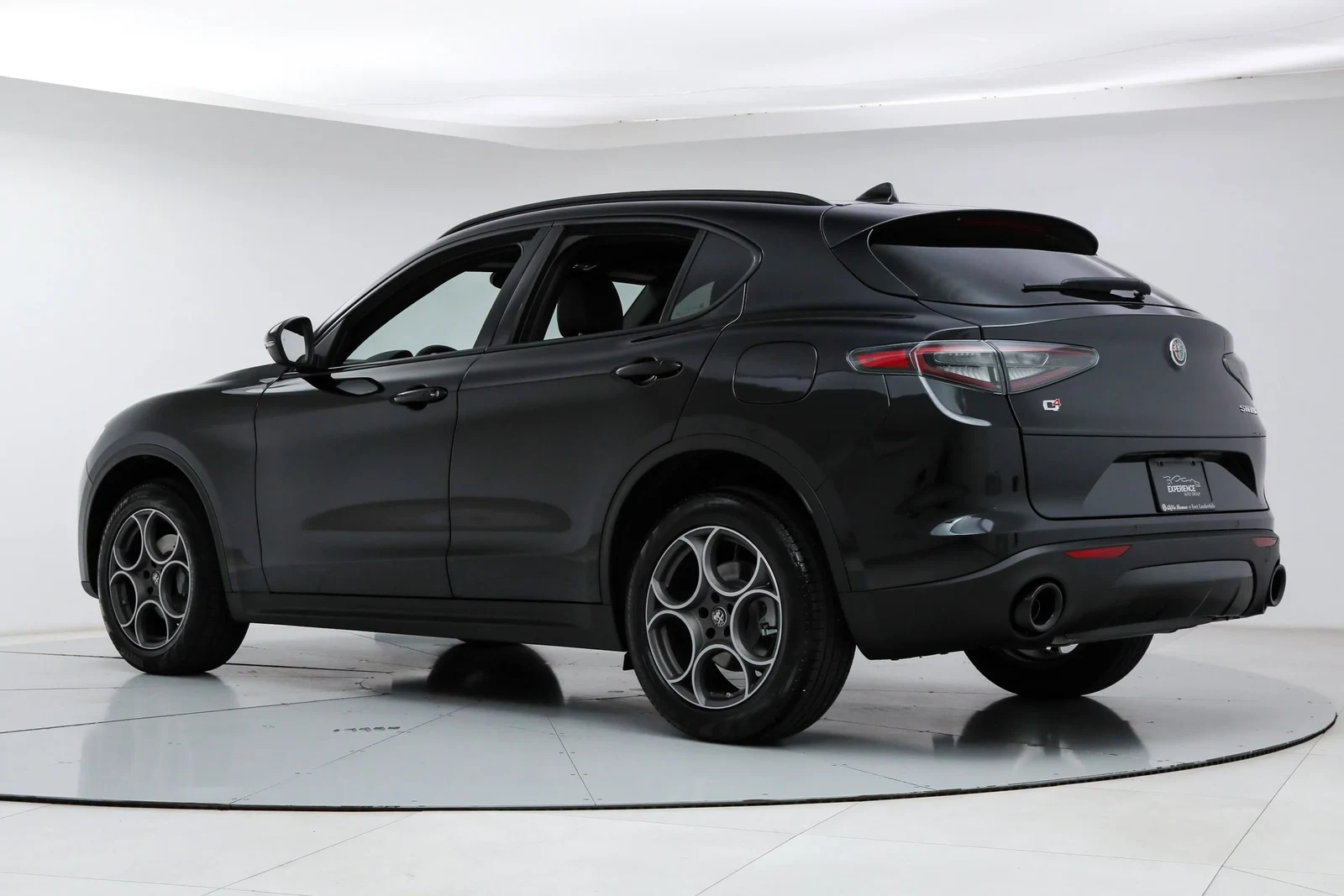2026 Alfa Romeo Stelvio Sprint (949), 3/21