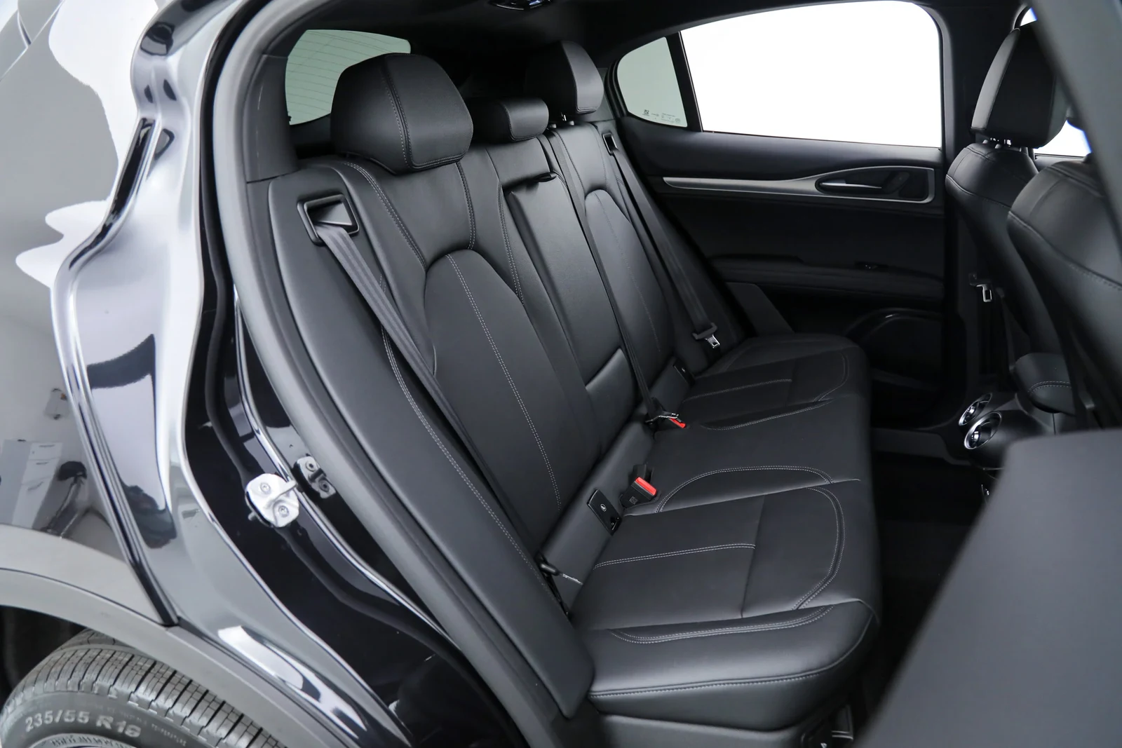 2026 Alfa Romeo Stelvio Sprint (949), 14/21