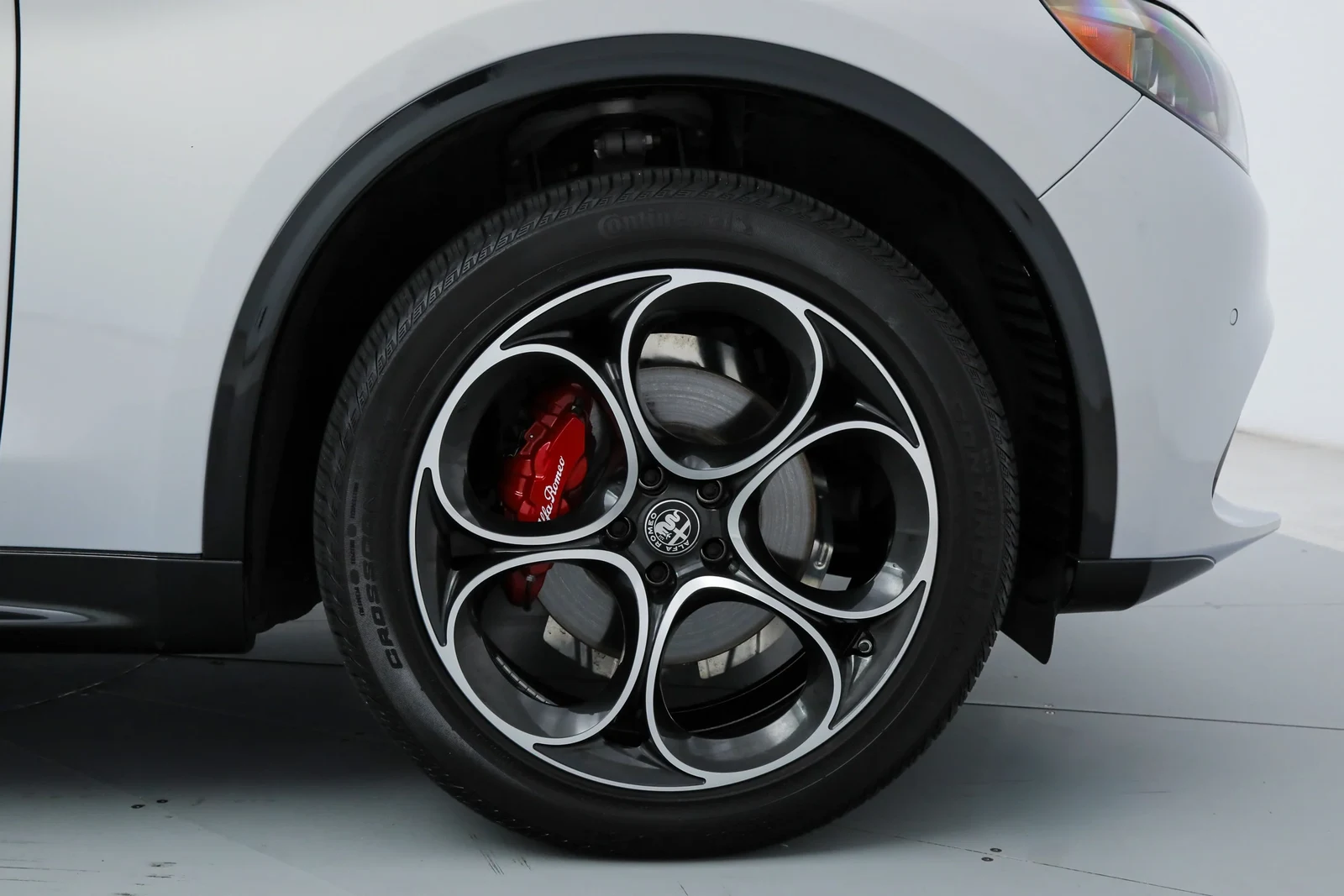 2025 Alfa Romeo Stelvio Veloce (949), 19/20