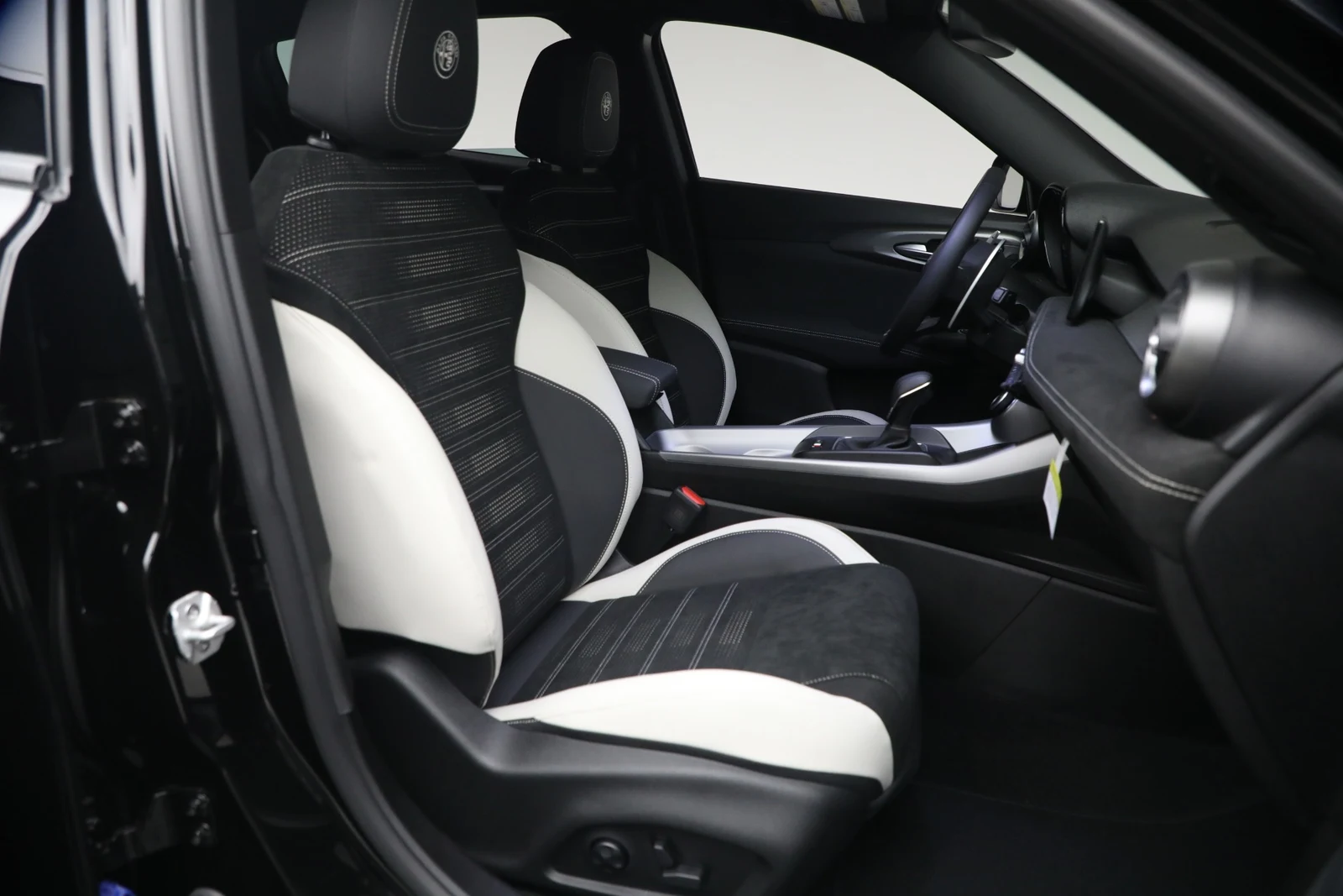 2026 Alfa Romeo Tonale Sport Speciale, 13/20