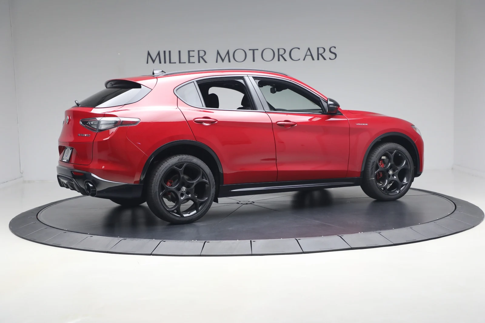2026 Alfa Romeo Stelvio, 8/20
