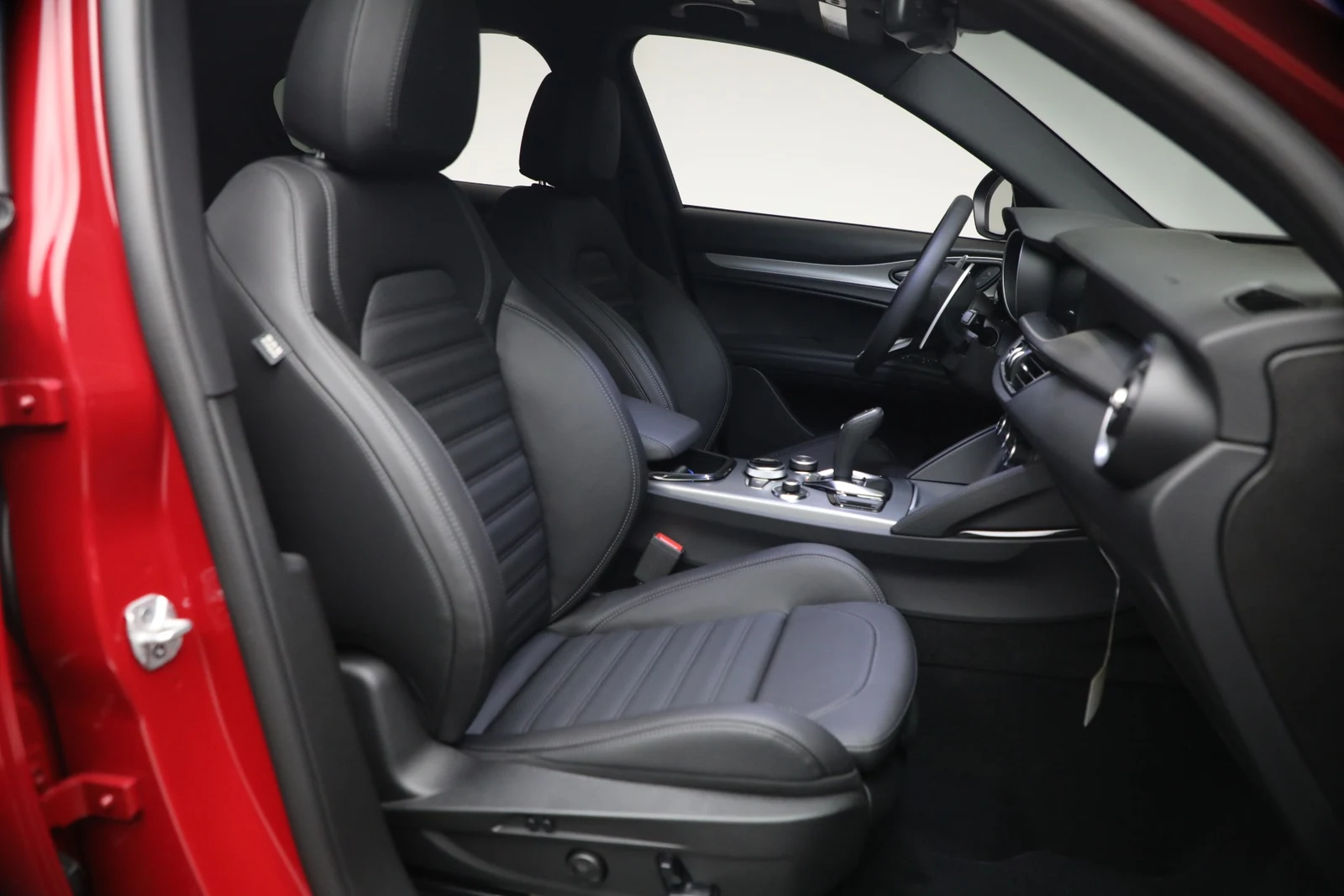 2026 Alfa Romeo Stelvio, 14/20