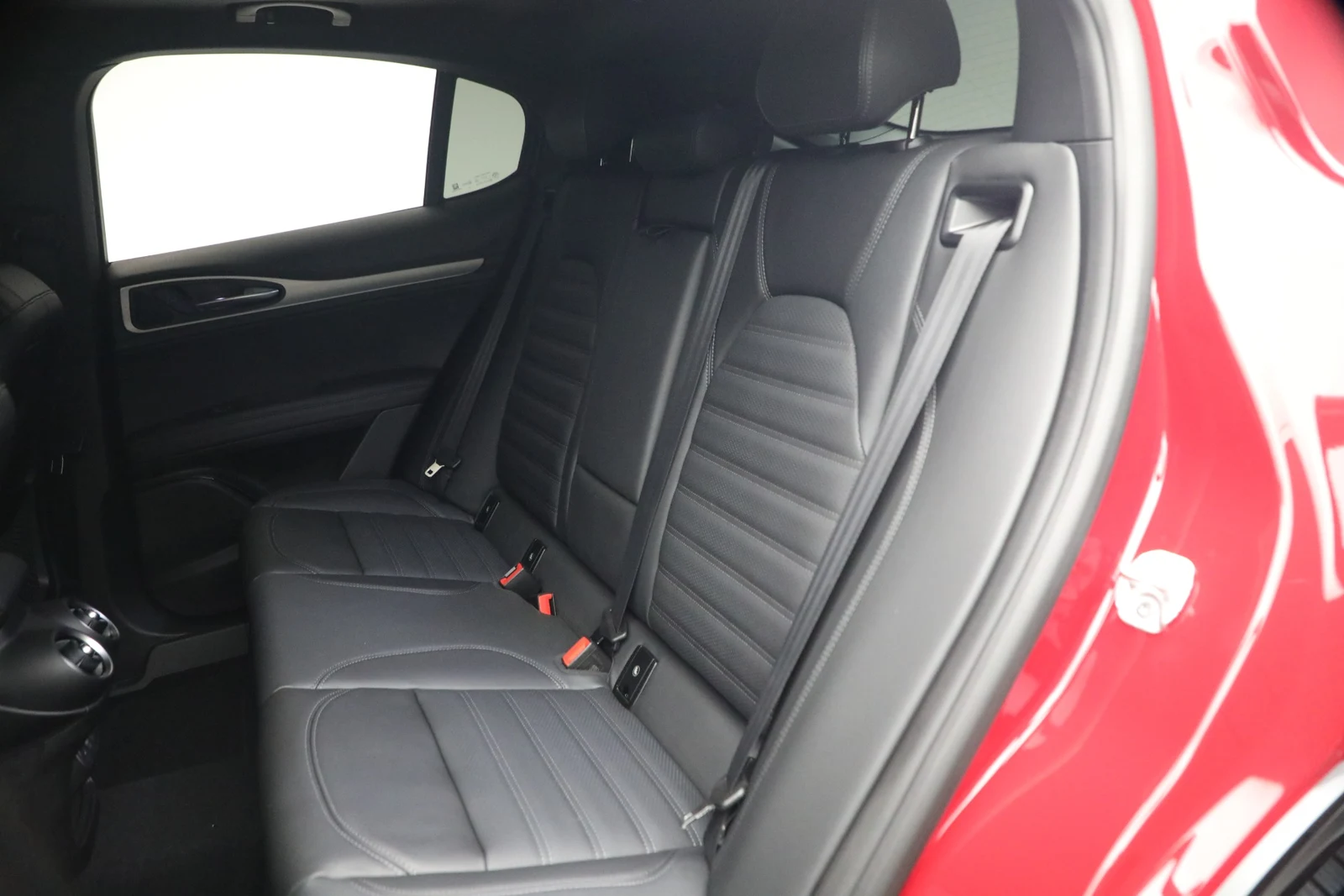 2026 Alfa Romeo Stelvio, 19/20
