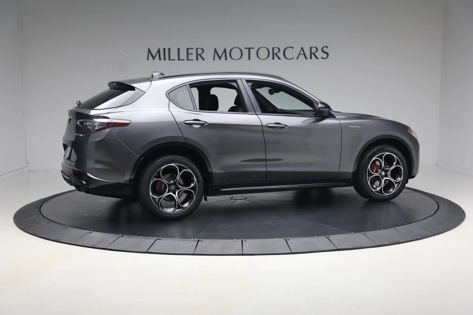 2026 Alfa Romeo Stelvio Veloce, 8/20