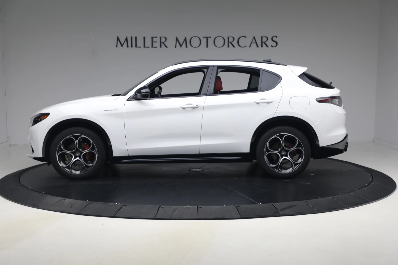 2026 Alfa Romeo Stelvio, 4/20