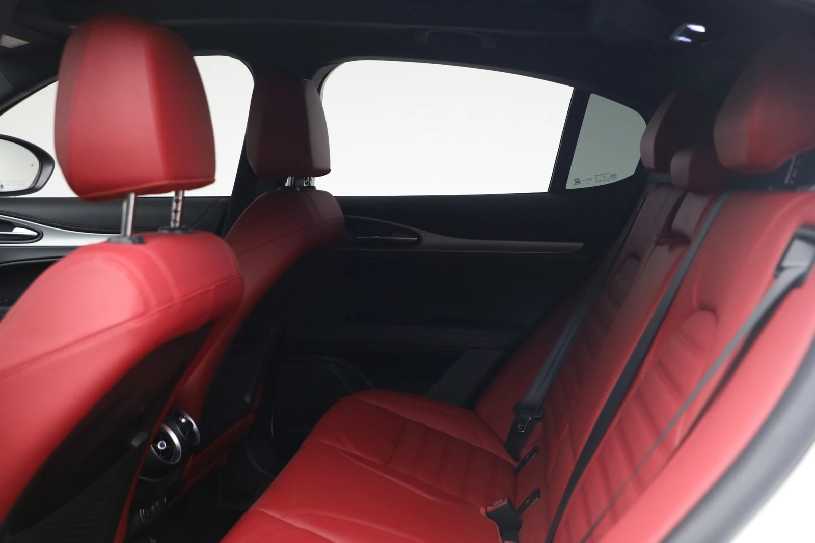 2026 Alfa Romeo Stelvio, 14/20