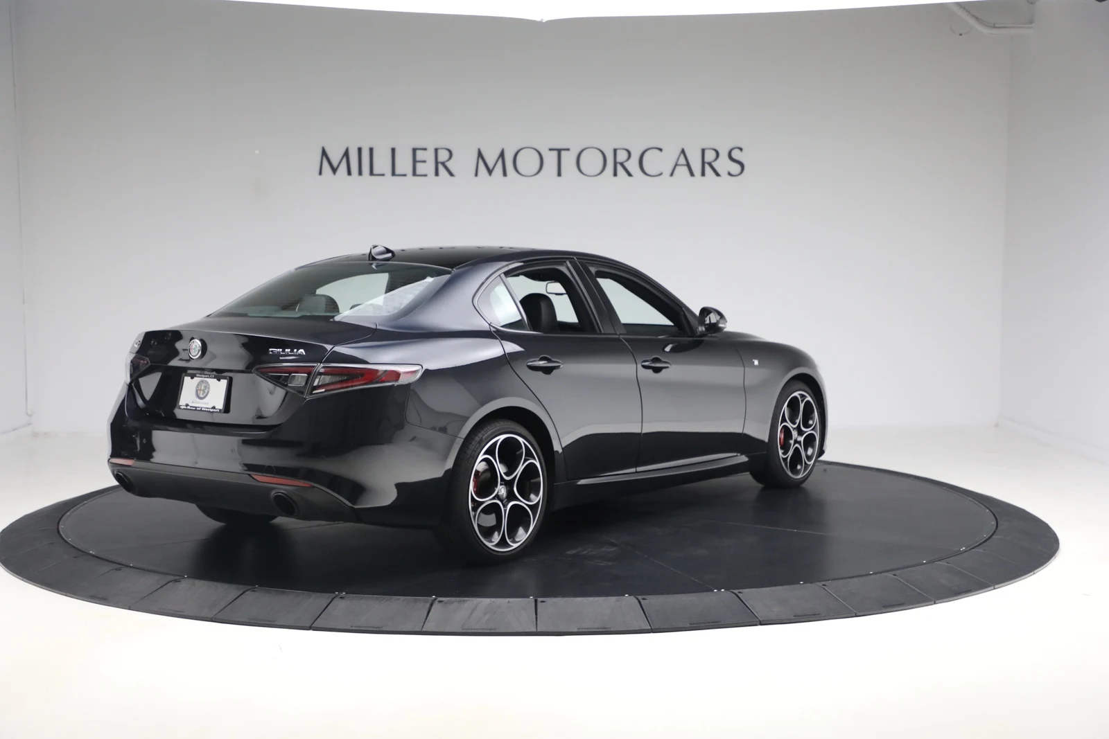 2024 Alfa Romeo Giulia Ti, 8/20