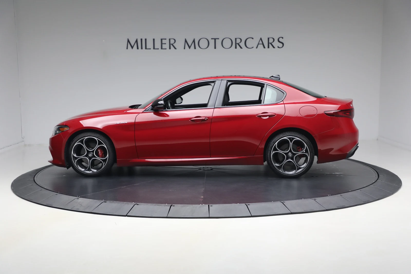 2023 Alfa Romeo Giulia Veloce, 3/20