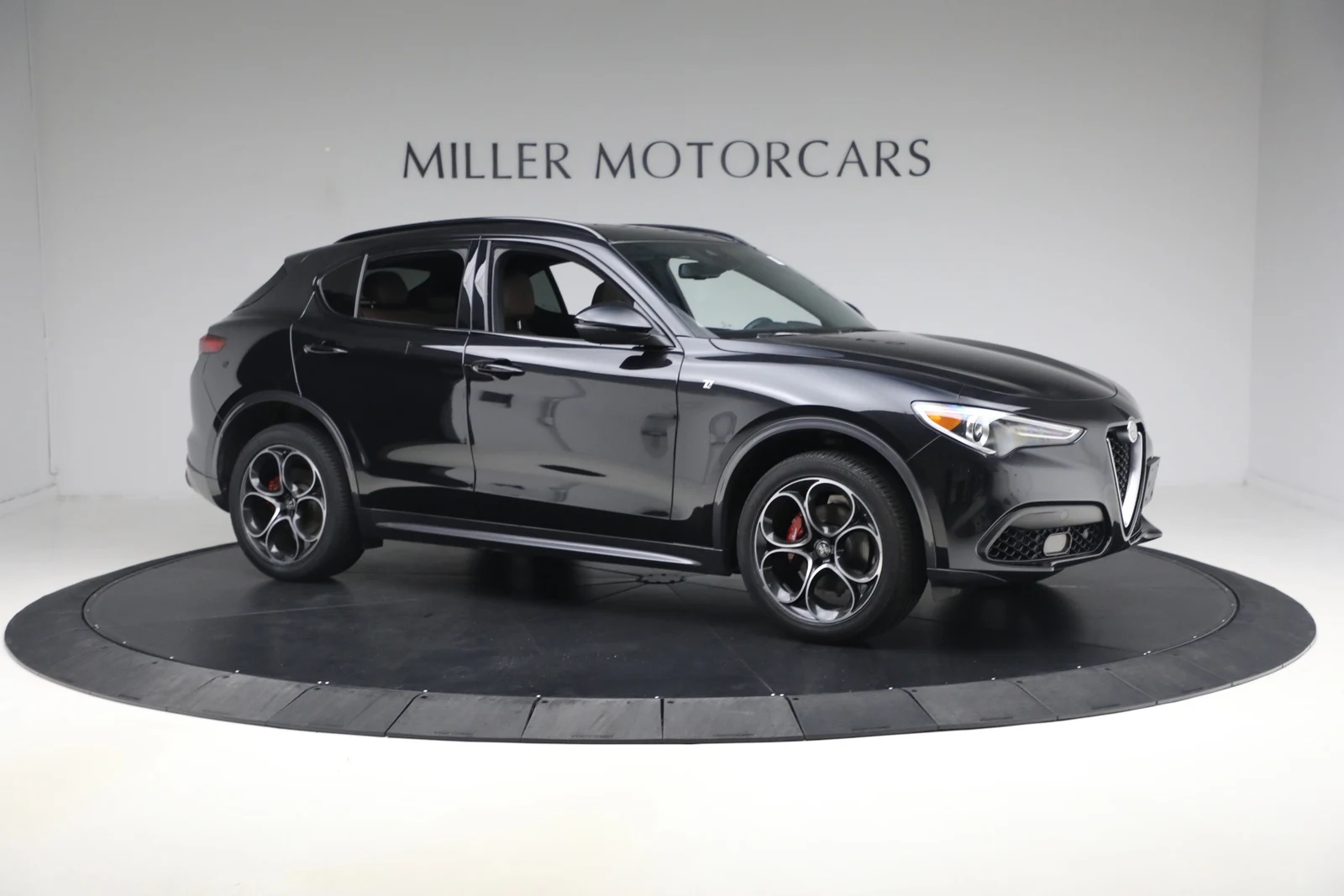 2023 Alfa Romeo Stelvio Ti, 12/20