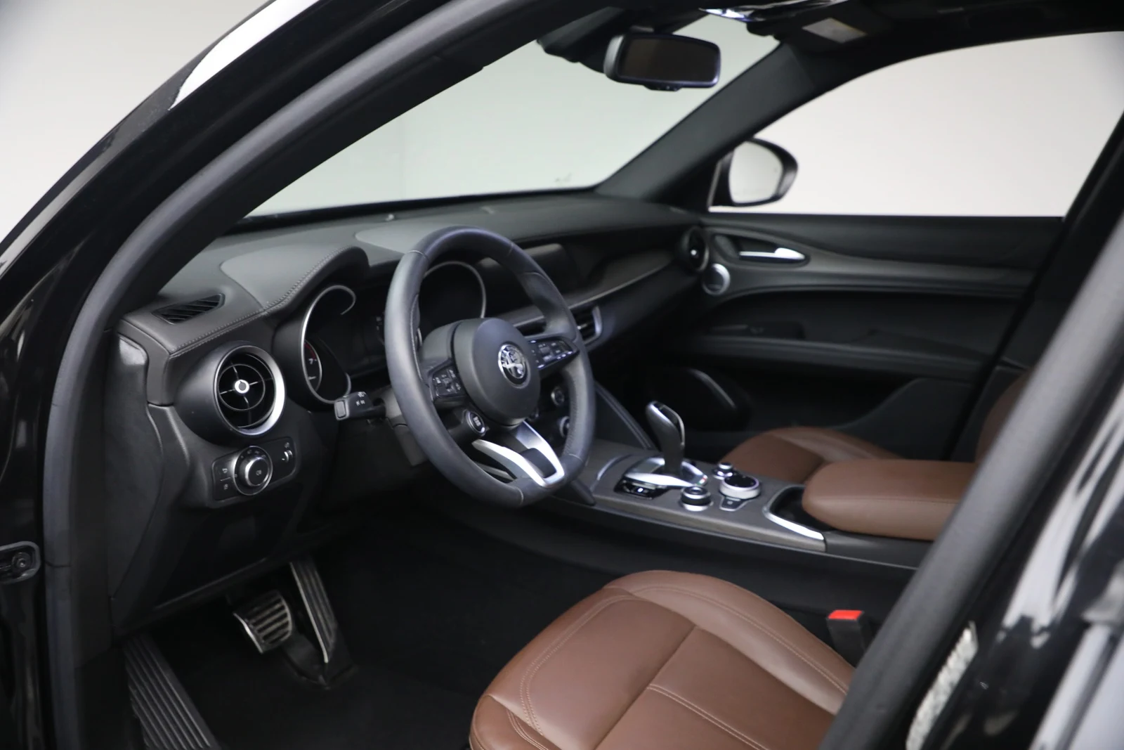 2023 Alfa Romeo Stelvio Ti, 17/20