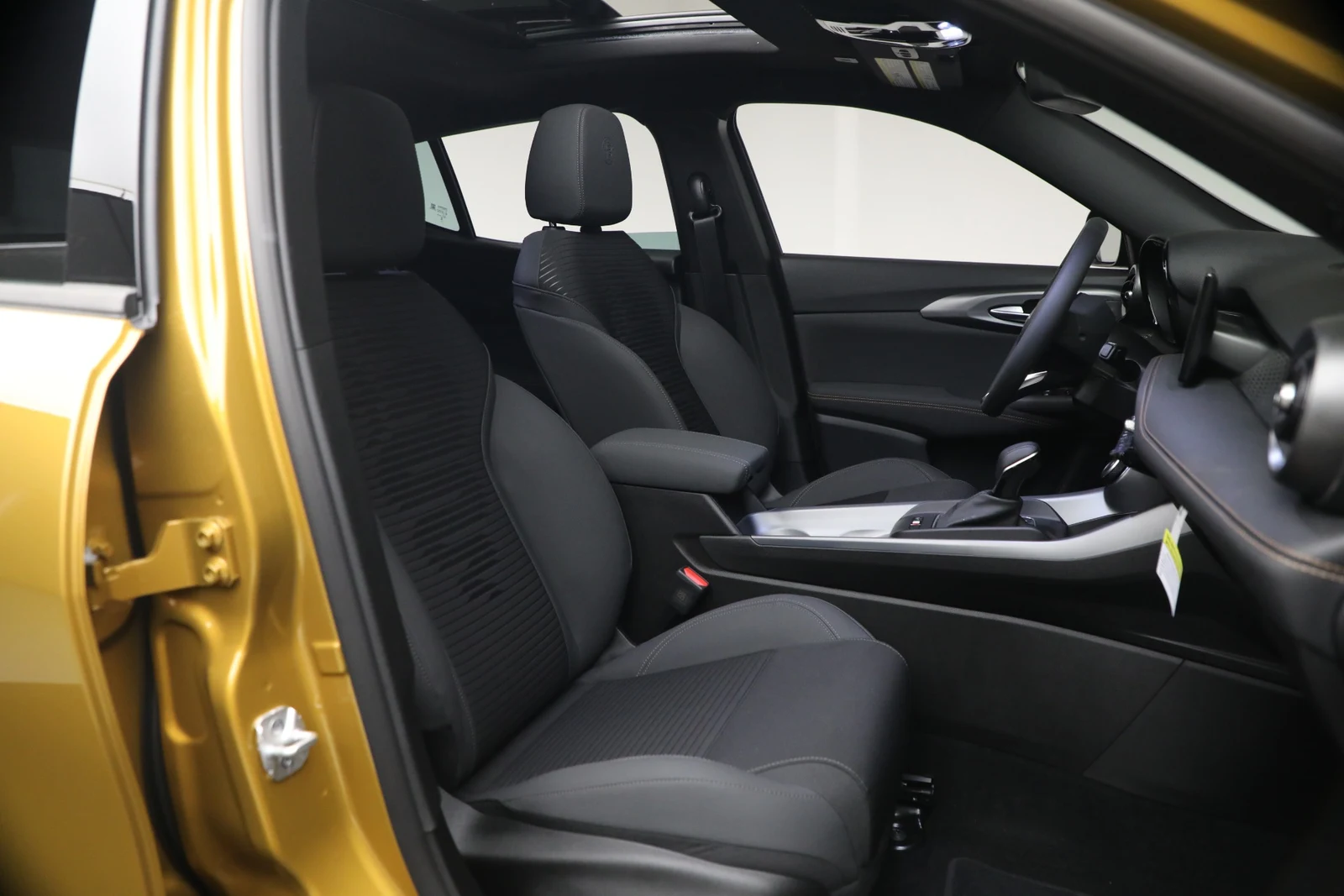 2026 Alfa Romeo Tonale Sprint, 16/23