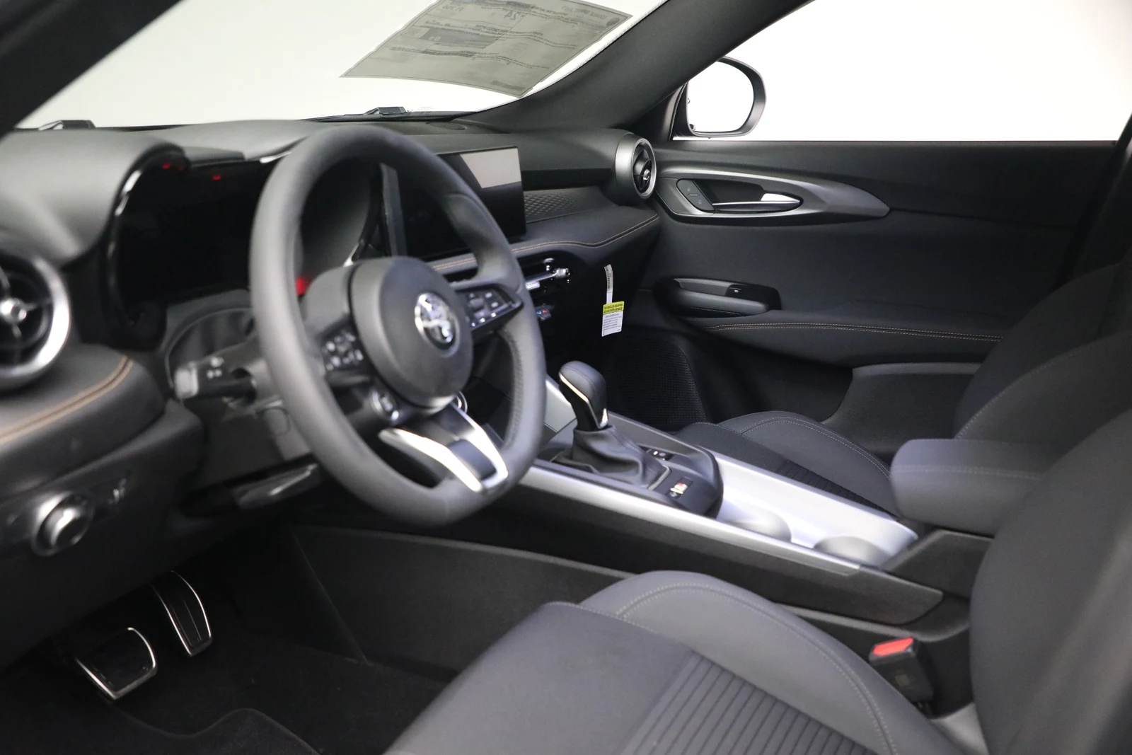 2026 Alfa Romeo Tonale Sprint, 24/28