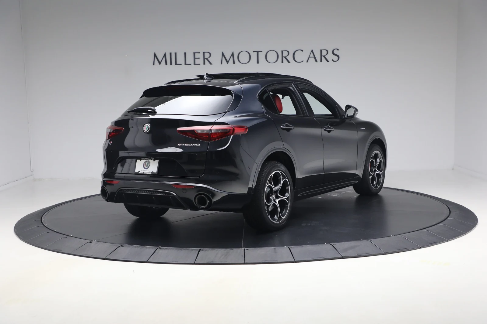 2023 Alfa Romeo Stelvio Veloce, 7/25