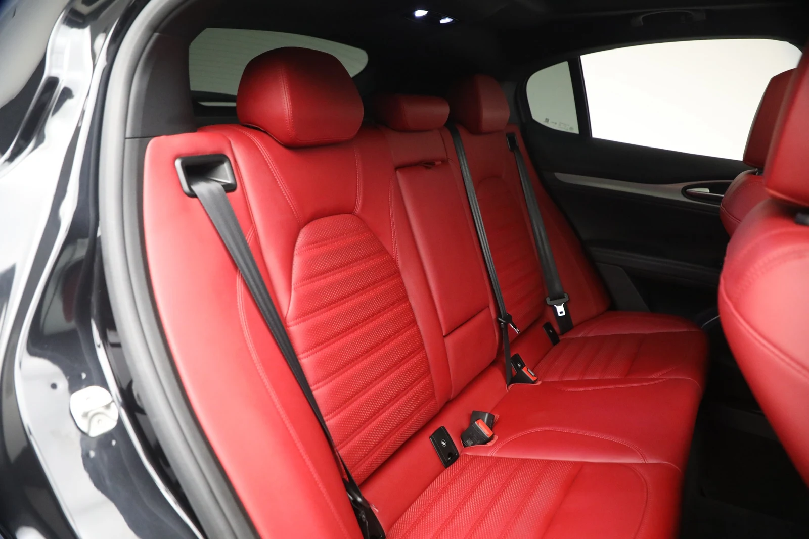 2023 Alfa Romeo Stelvio Veloce, 20/25