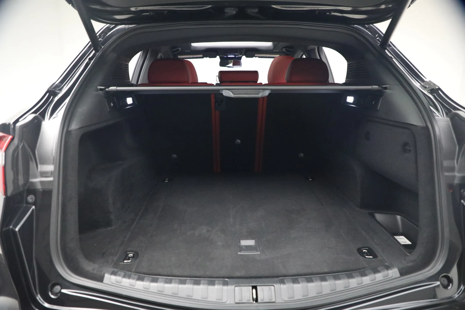2023 Alfa Romeo Stelvio Veloce, 23/25