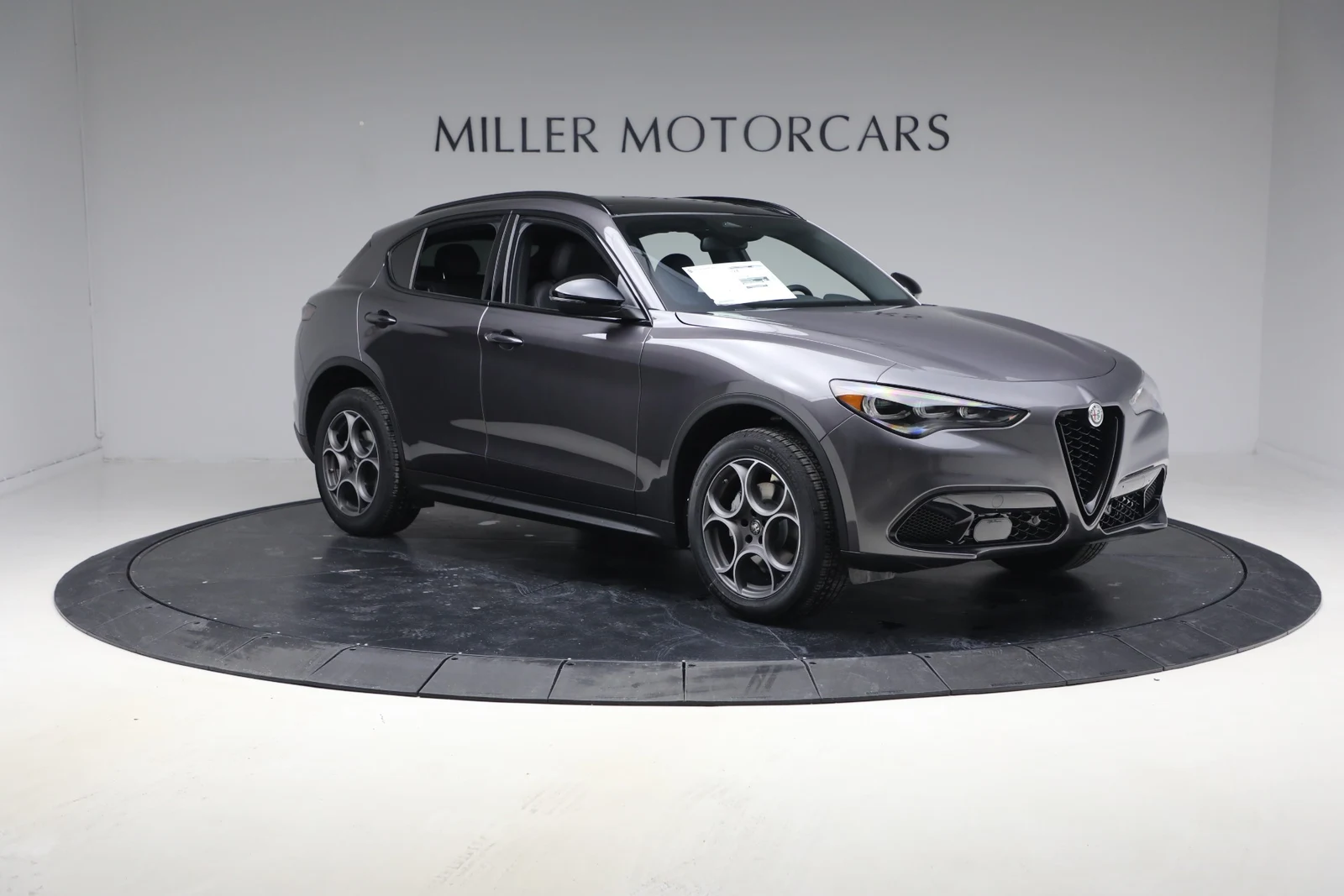 2026 Alfa Romeo Stelvio, 10/20