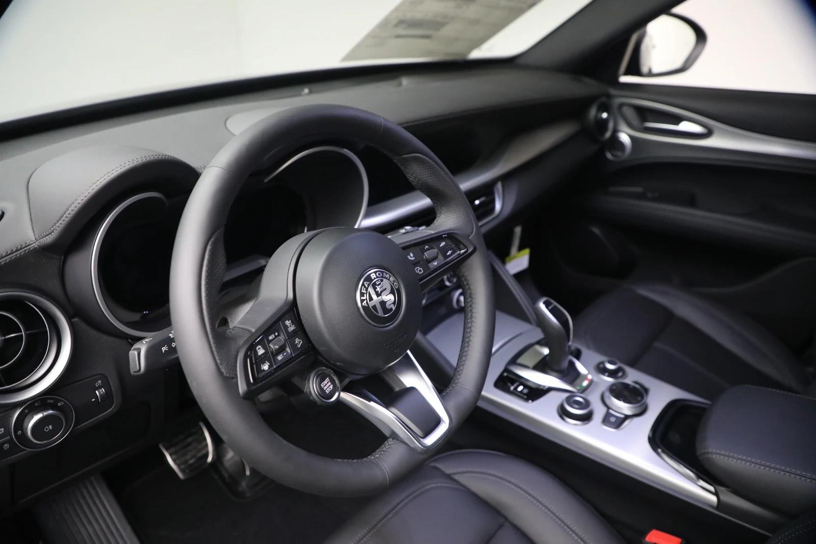 2026 Alfa Romeo Stelvio, 13/20