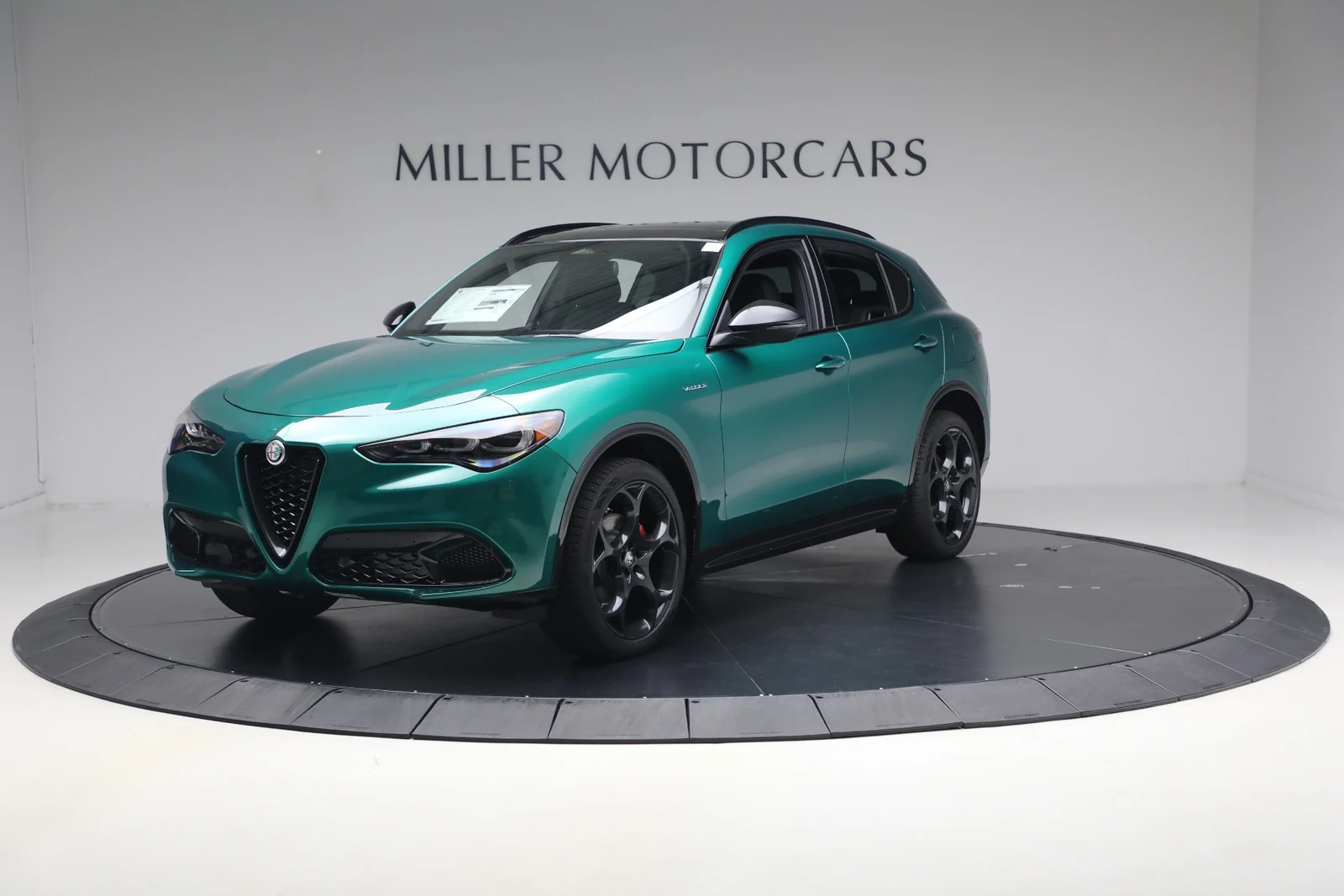 2026 Alfa Romeo Stelvio Veloce, 2/20