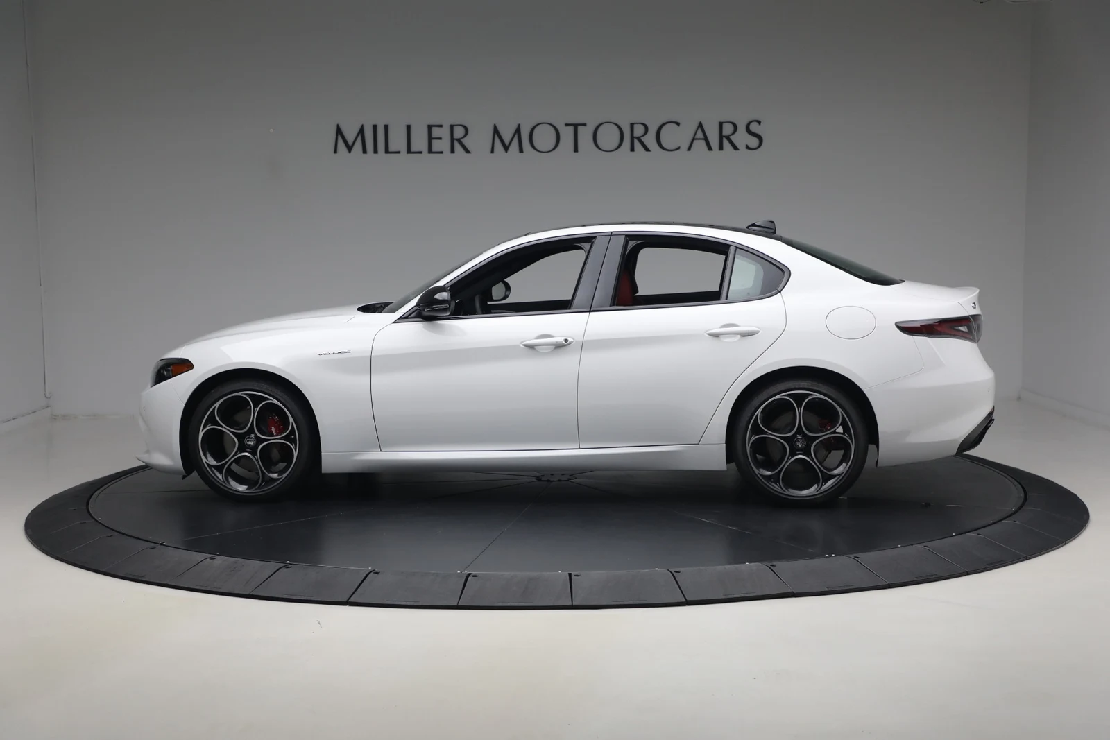 2026 Alfa Romeo Giulia Veloce, 3/20