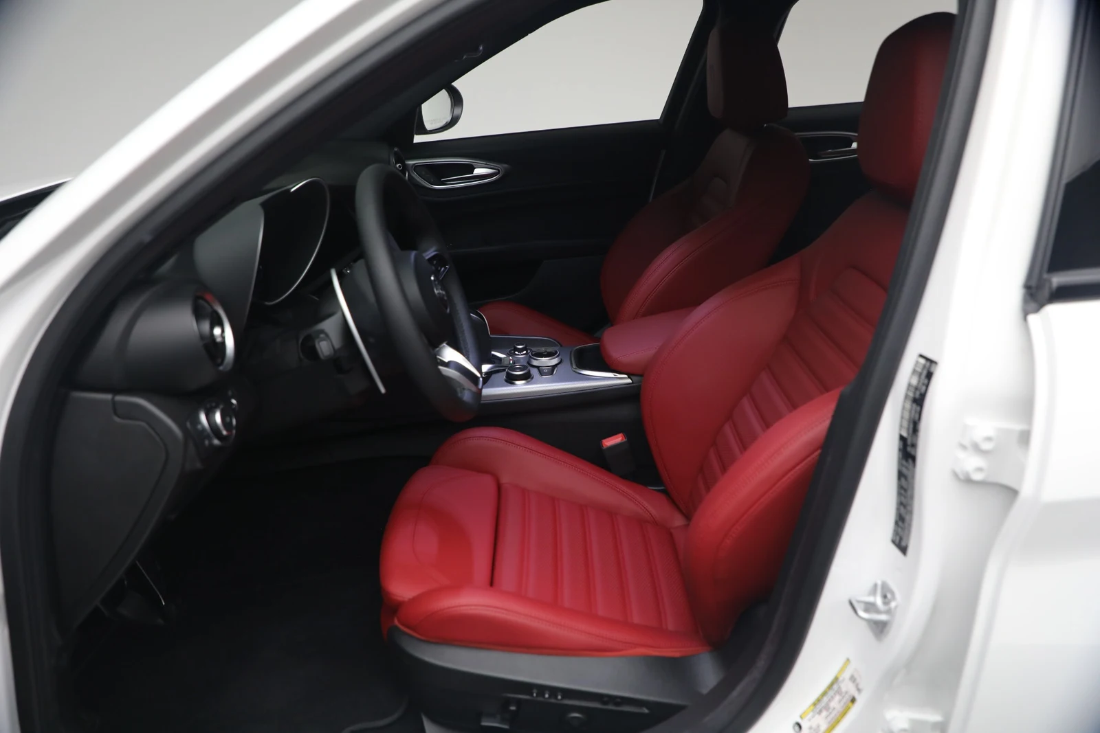 2026 Alfa Romeo Giulia Veloce, 14/20