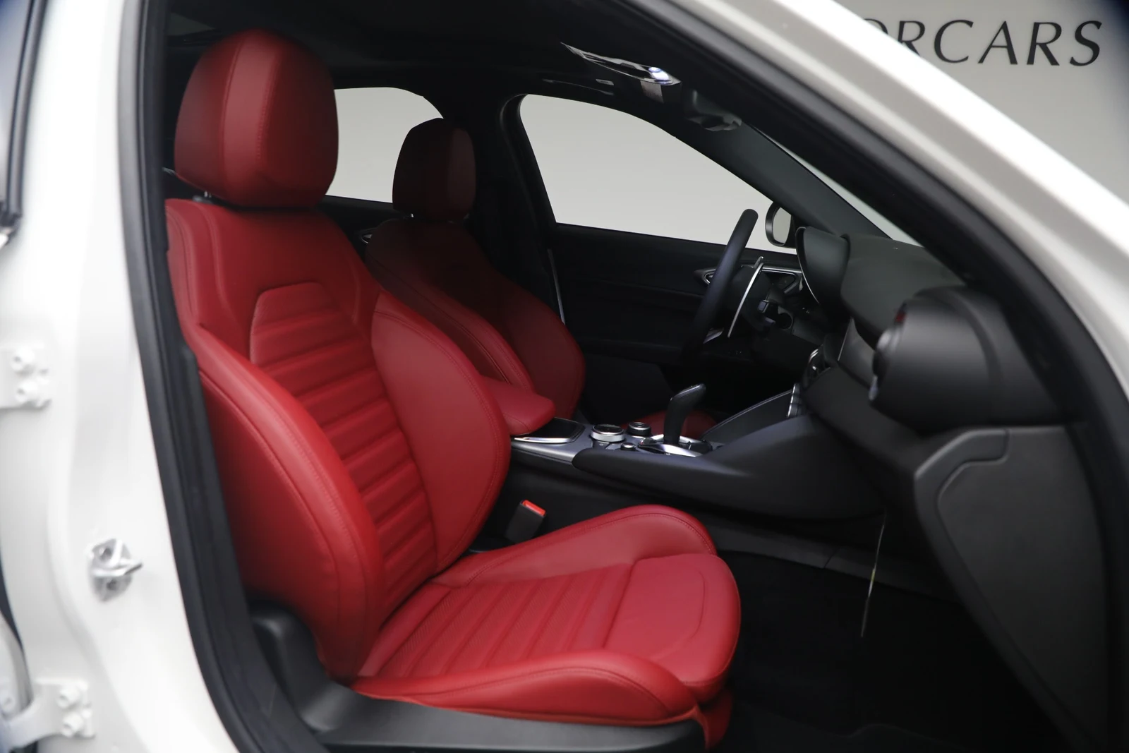 2026 Alfa Romeo Giulia Veloce, 17/20