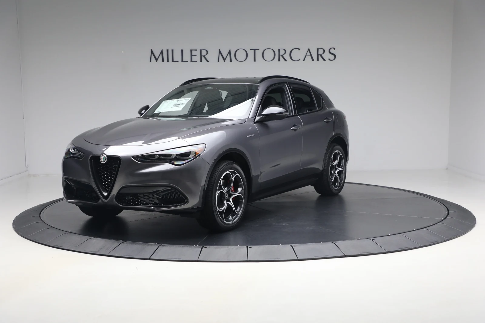 2026 Alfa Romeo Stelvio, 2/20