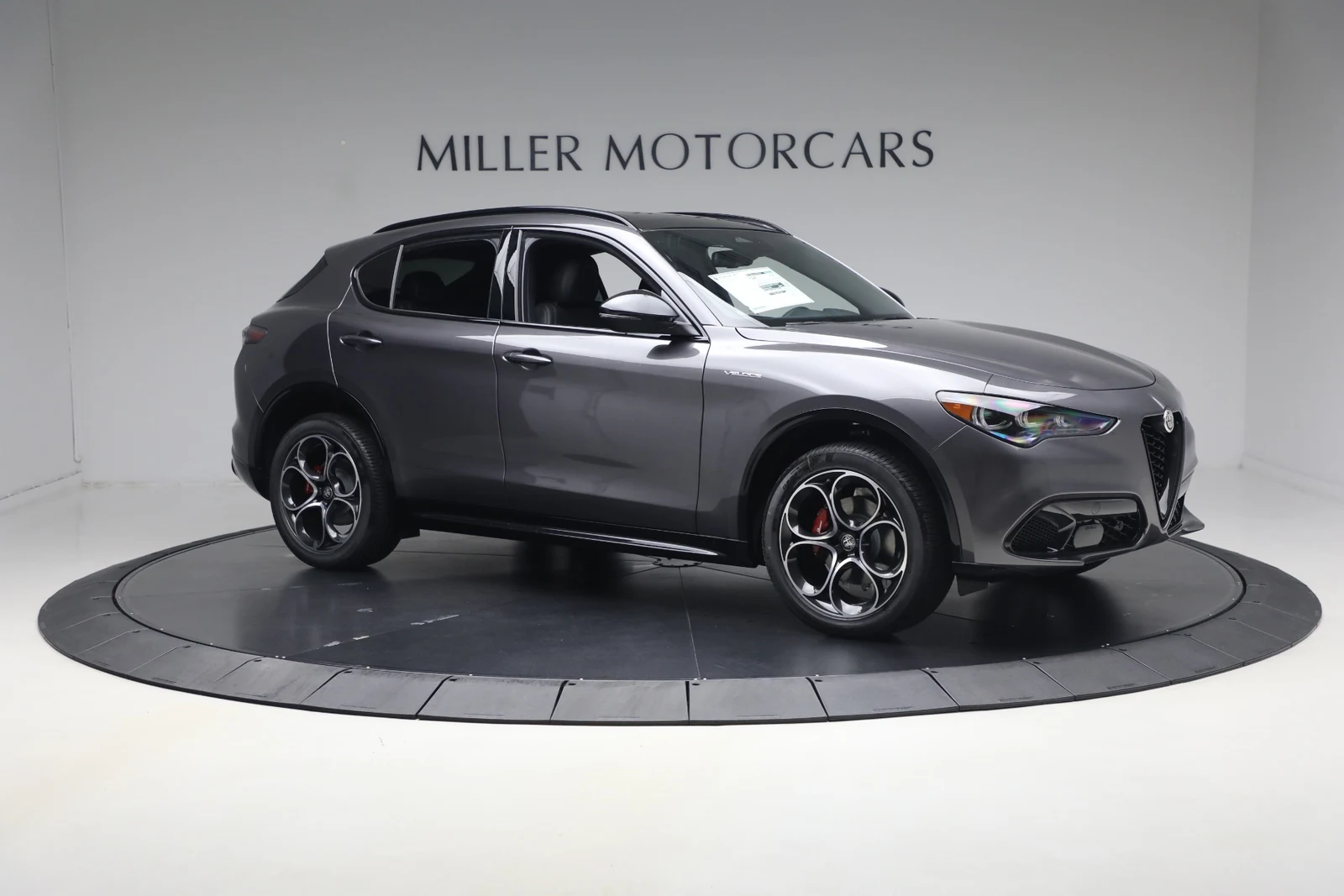 2026 Alfa Romeo Stelvio, 10/20