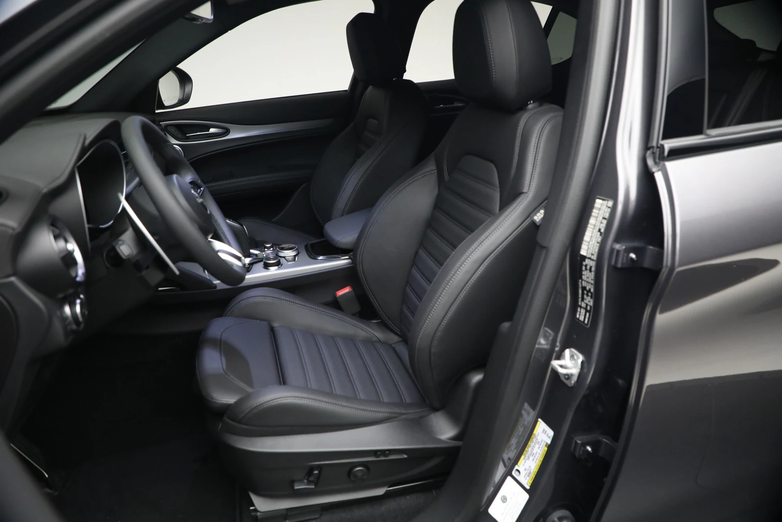 2026 Alfa Romeo Stelvio, 15/20