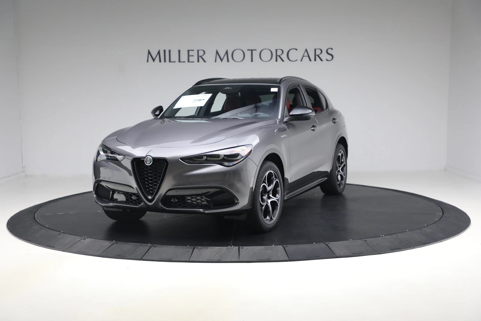2026 Alfa Romeo Stelvio, 2/20