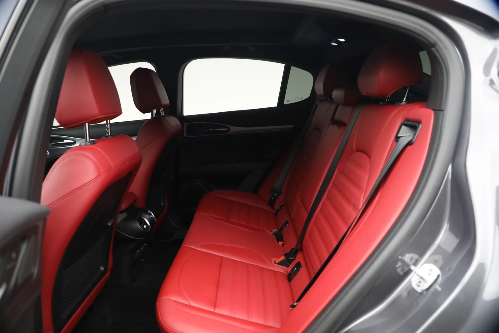 2026 Alfa Romeo Stelvio, 14/20