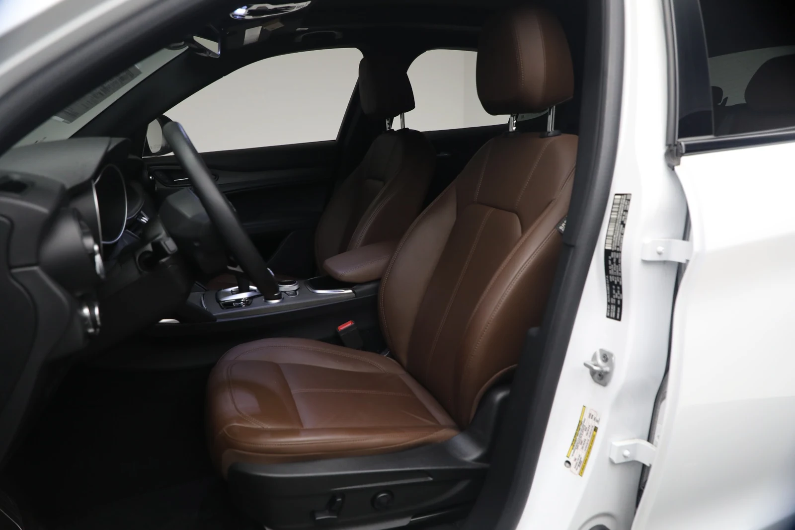 2023 Alfa Romeo Stelvio Ti, 14/20